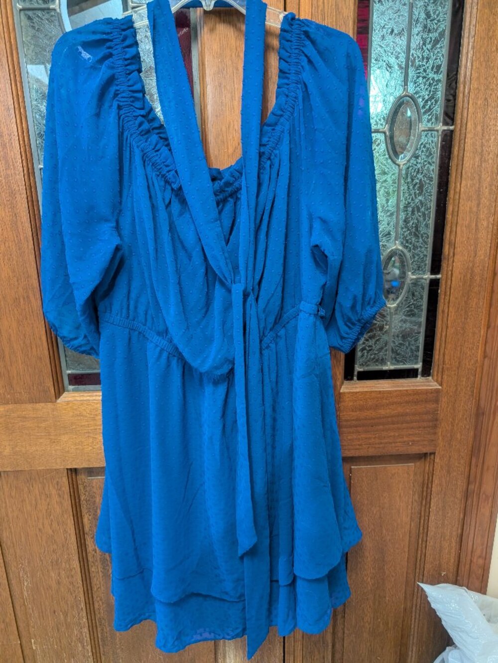 Womens off-the-shoulder dress, size 18-20